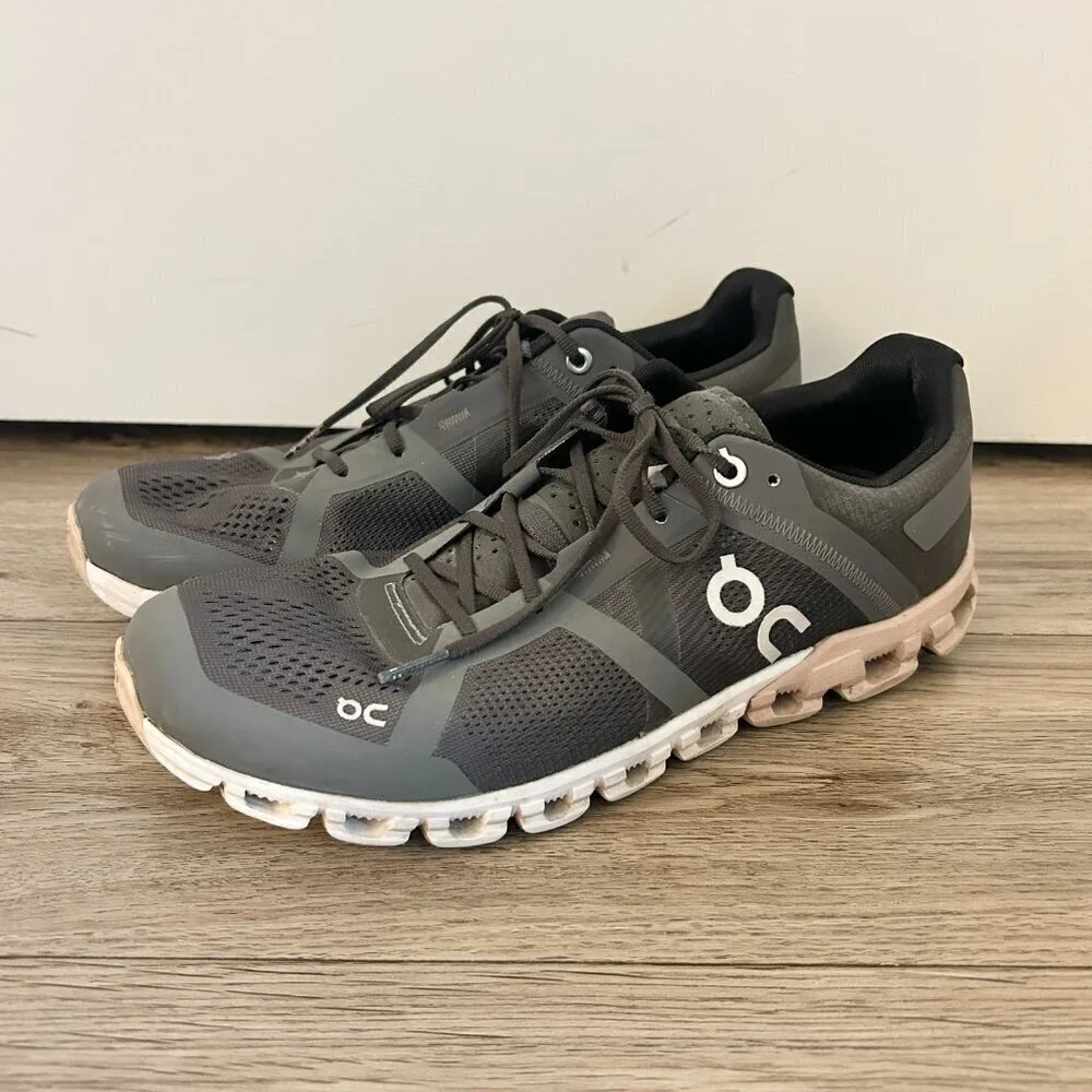 On Women's Oncloud Cloudflow Running Sneakers in Rock Rose Pink Size 10.5